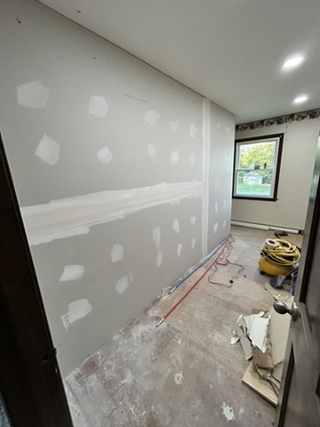 Drywall remodeling & interior transformation, Finishing · Taped joints and fasteners