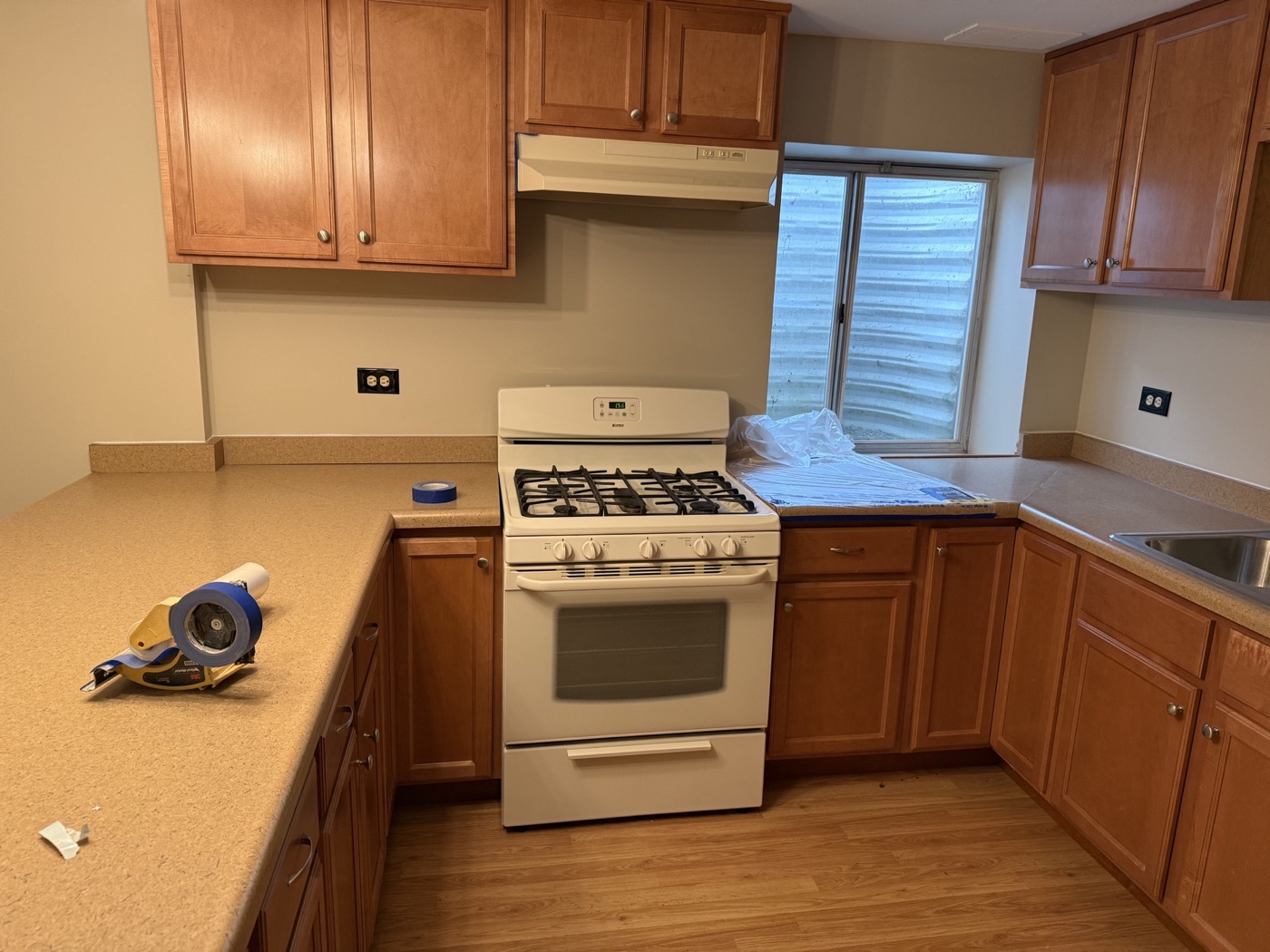 White kitchen cabinet refinishing, project photo 4
