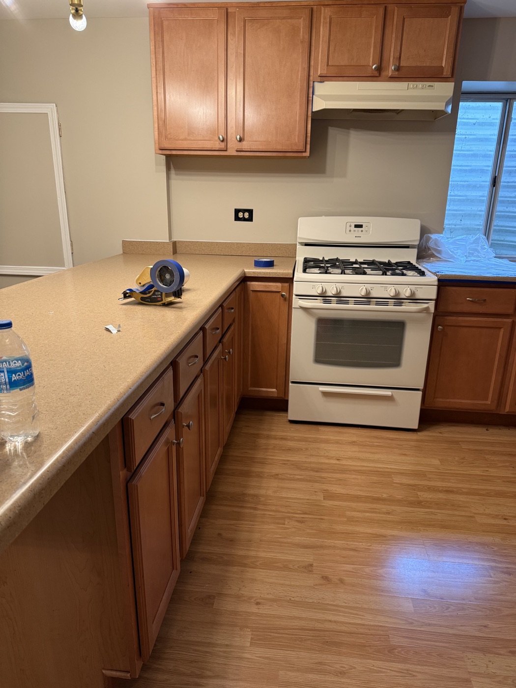White kitchen cabinet refinishing, project photo 5